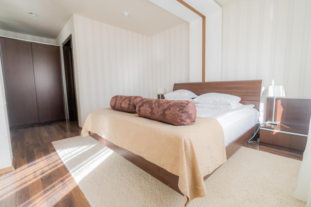 Hotel Belvedere Brasov Luaran gambar