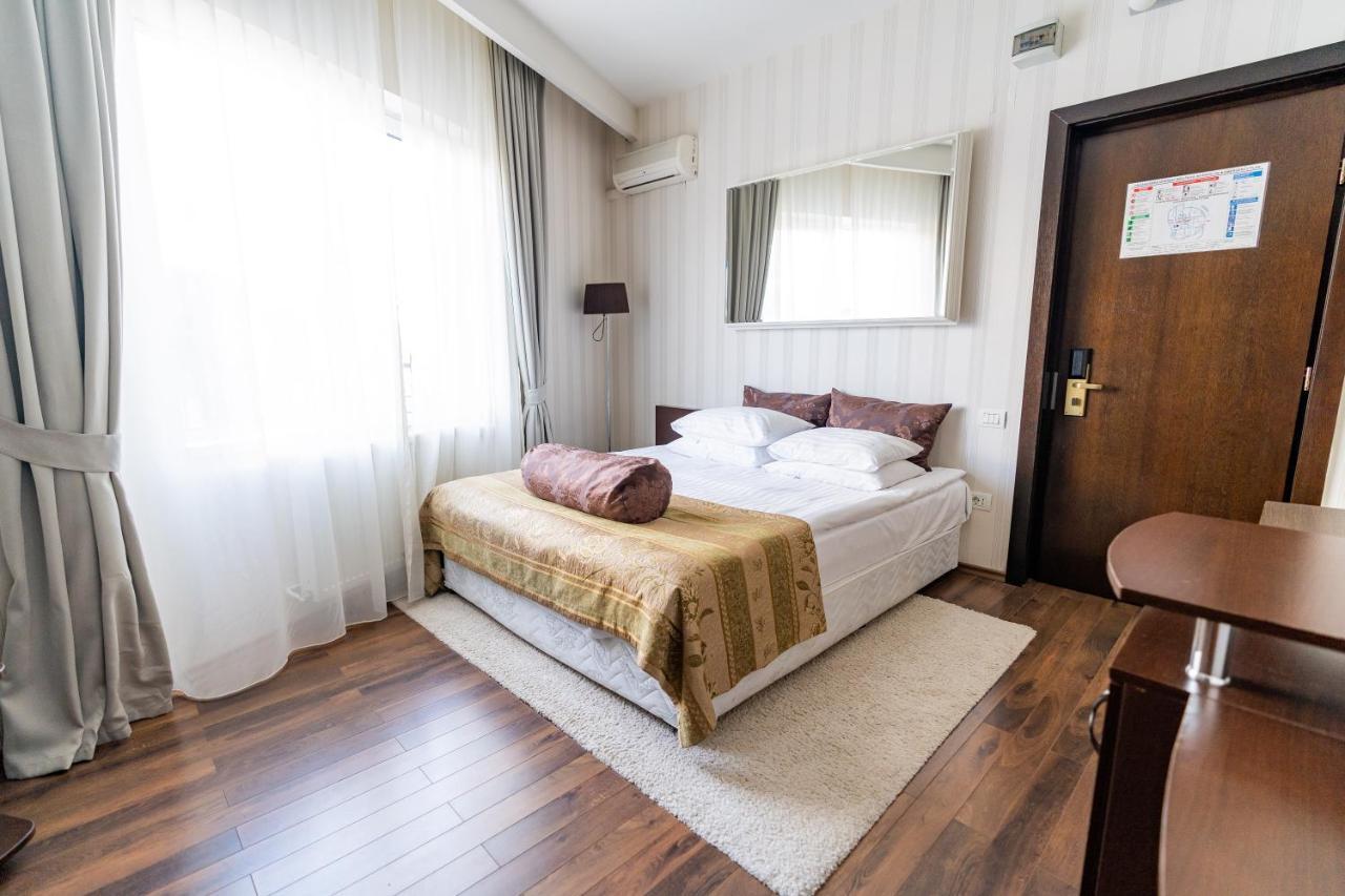 Hotel Belvedere Brasov Luaran gambar