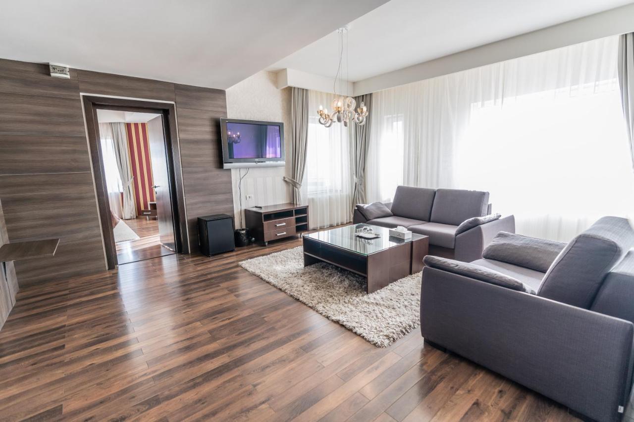 Hotel Belvedere Brasov Luaran gambar