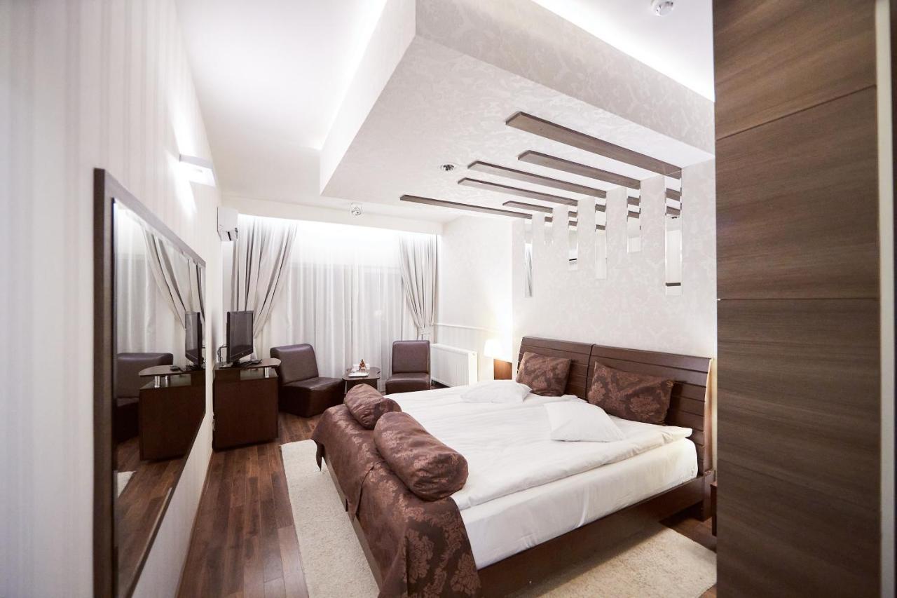 Hotel Belvedere Brasov Luaran gambar