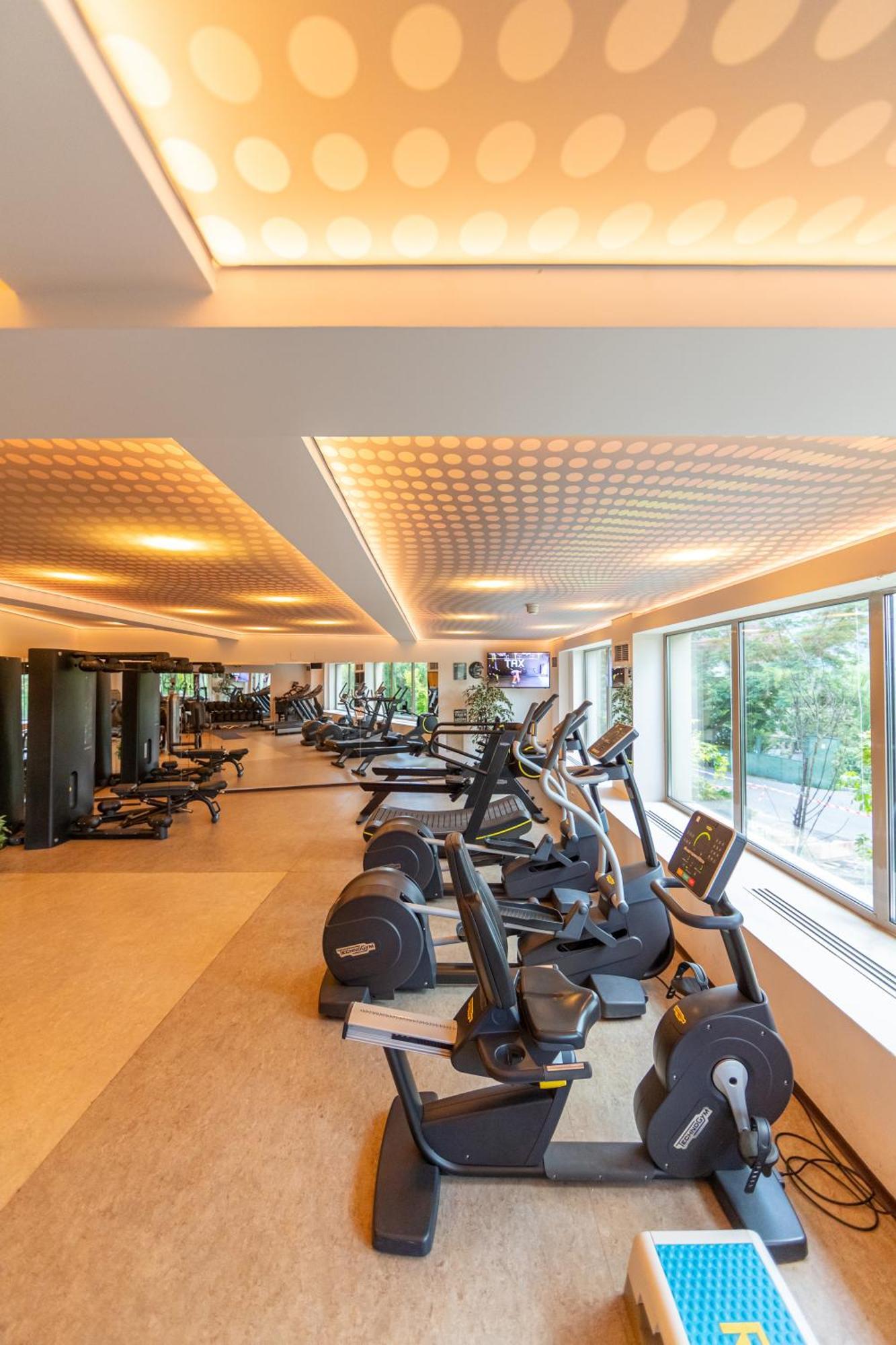 Hotel Belvedere Brasov Luaran gambar
