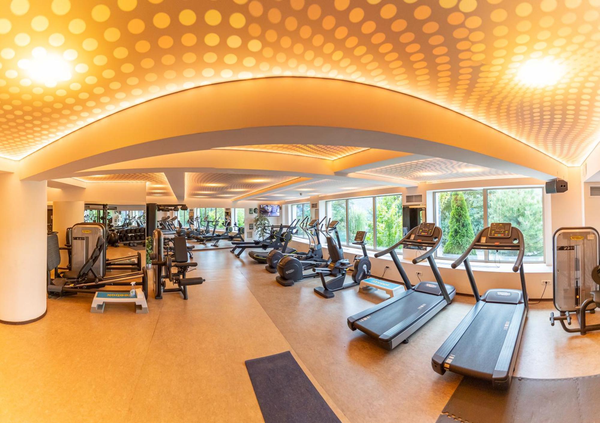 Hotel Belvedere Brasov Luaran gambar