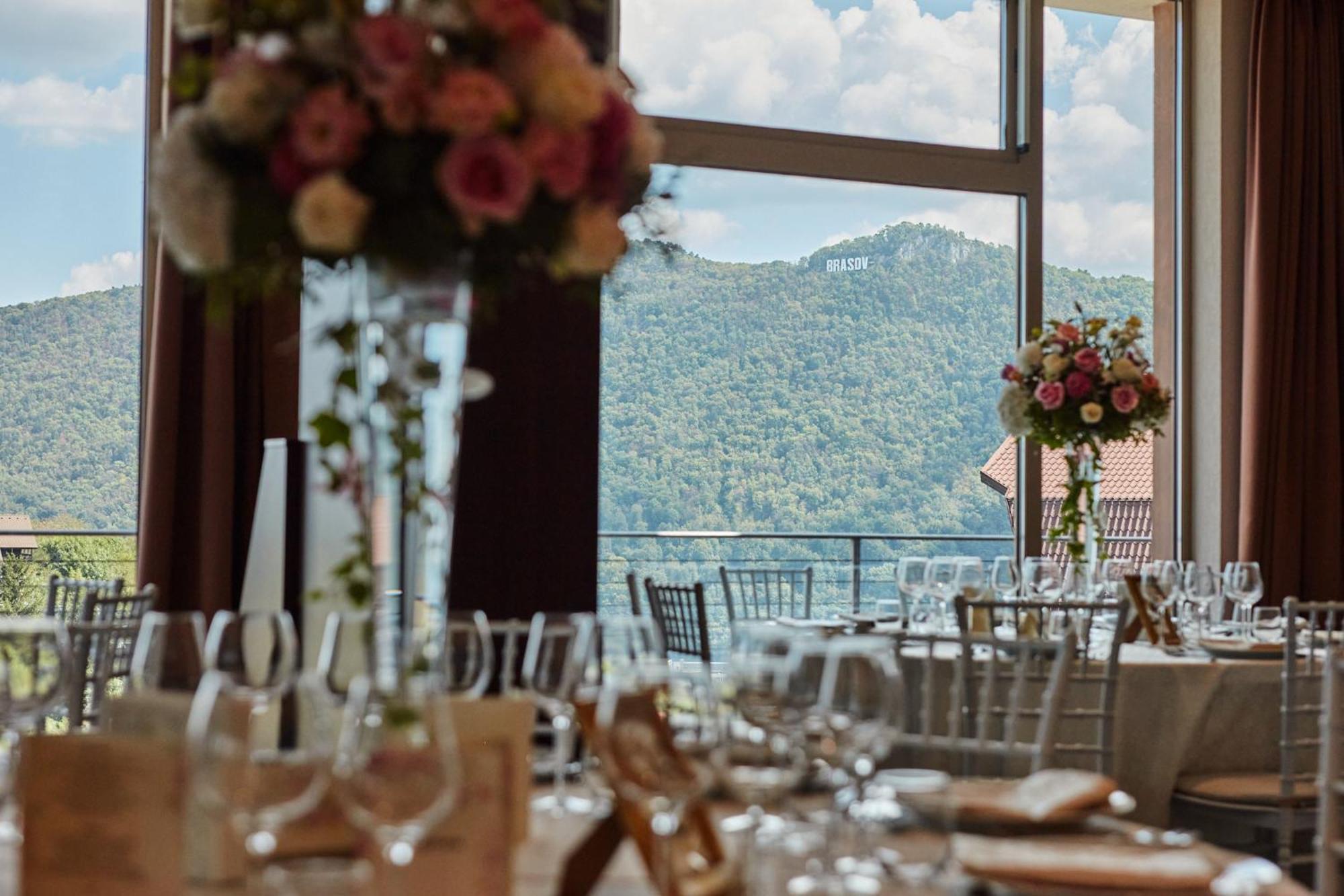 Hotel Belvedere Brasov Luaran gambar